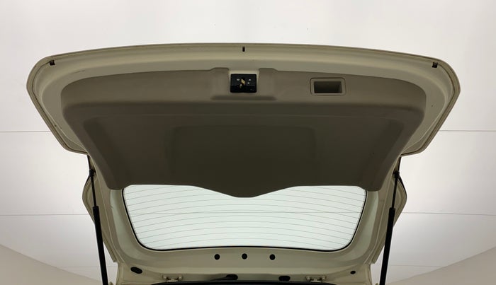 2018 Mahindra MARAZZO M8 7 STR, Diesel, Manual, 76,574 km, Boot Door Open