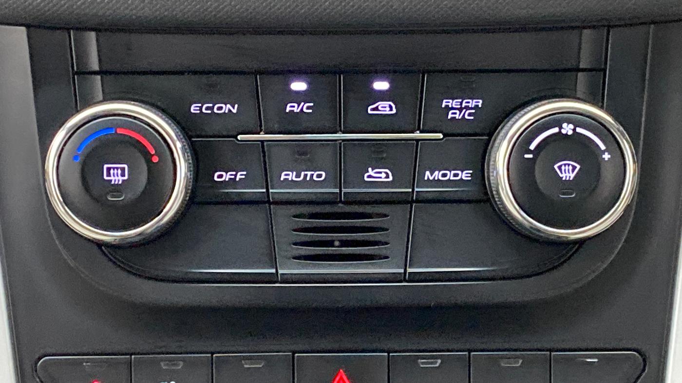 2018 Mahindra MARAZZO M8 7 STR, Diesel, Manual, 76,574 km, Automatic Climate Control