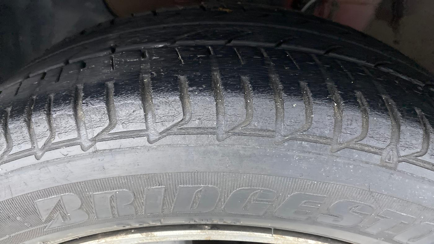 2016 Hyundai i20 Active 1.2 S, Petrol, Manual, 59,356 km, Left Front Tyre Tread