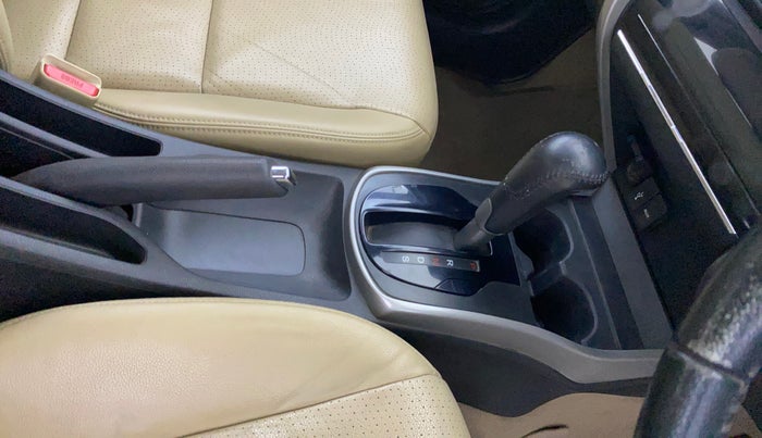 2016 Honda City 1.5L I-VTEC VX CVT, Petrol, Automatic, 40,365 km, Gear Lever