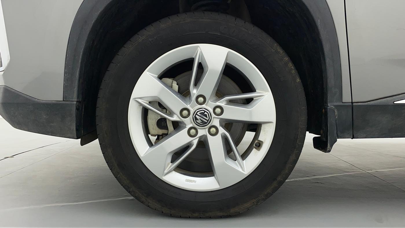 2021 MG HECTOR SUPER HYBRID PETROL MT, Petrol, Manual, 7,644 km, Left Front Wheel