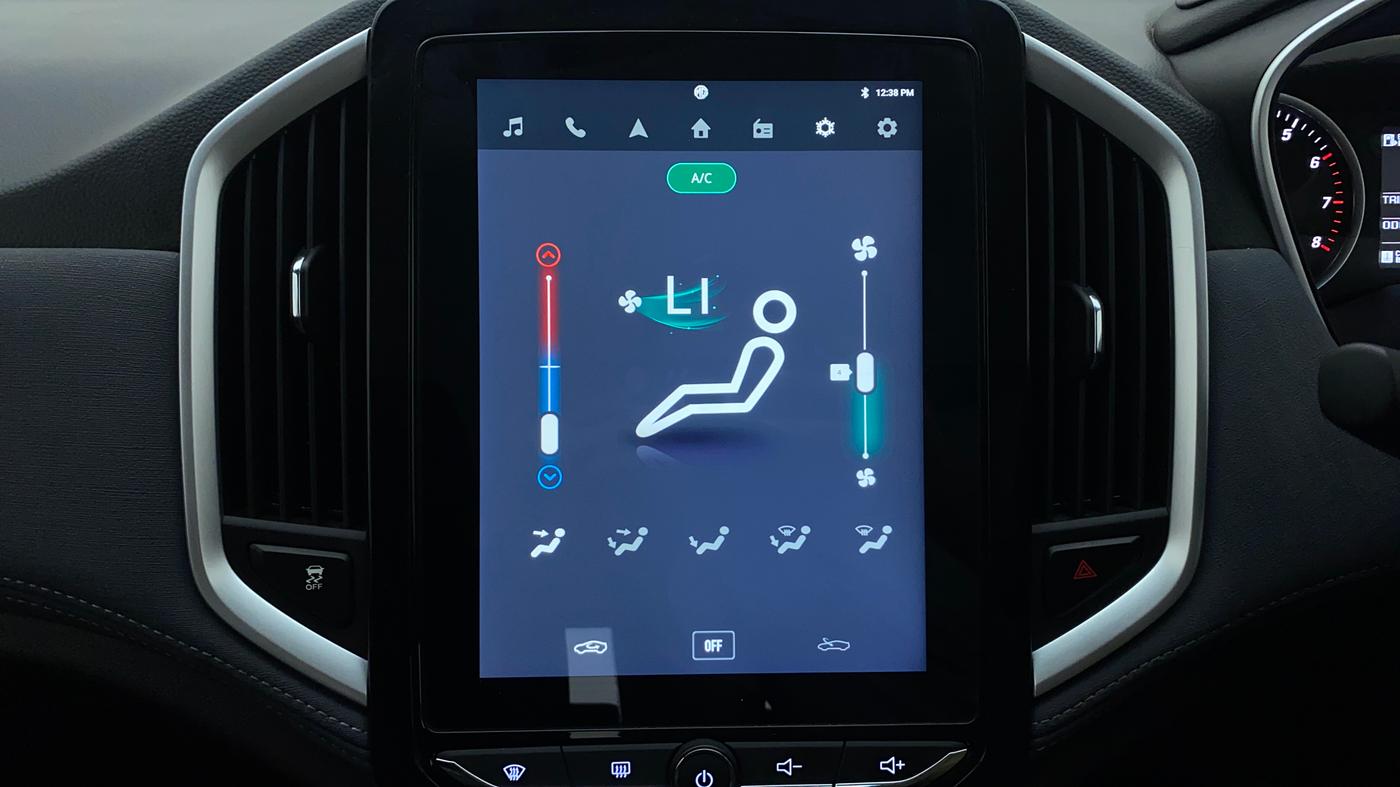 2021 MG HECTOR SUPER HYBRID PETROL MT, Petrol, Manual, 7,644 km, Automatic Climate Control