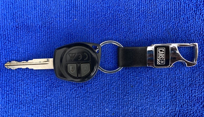 2019 Maruti Baleno DELTA PETROL 1.2, CNG, Manual, 37,070 km, Key Close Up