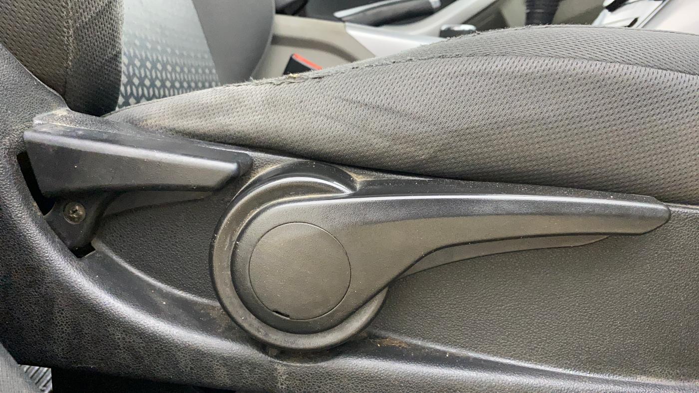 2018 Tata NEXON XZA PLUS DIESEL DUAL TONE, Diesel, Automatic, 1,34,209 km, Driver Side Adjustment Panel