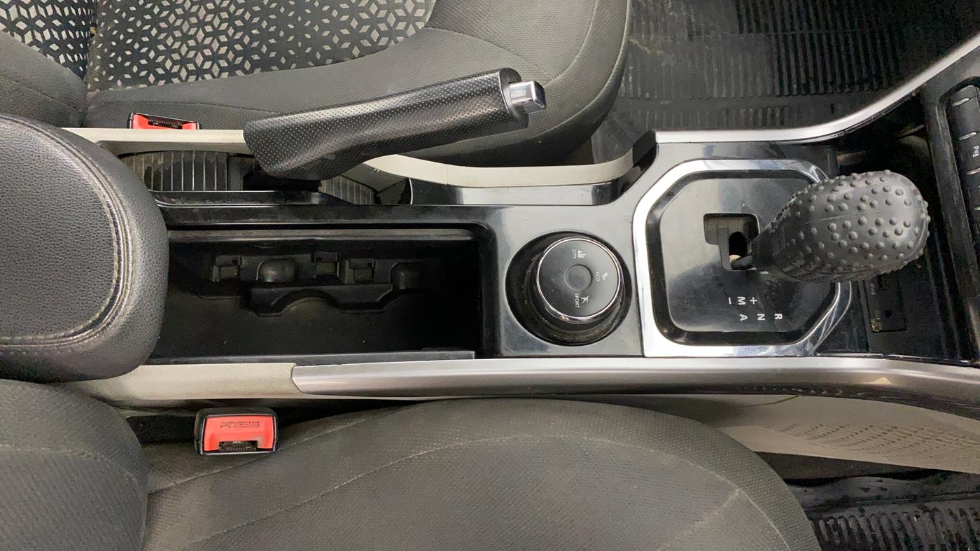 2018 Tata NEXON XZA PLUS DIESEL DUAL TONE, Diesel, Automatic, 1,34,209 km, Gear Lever