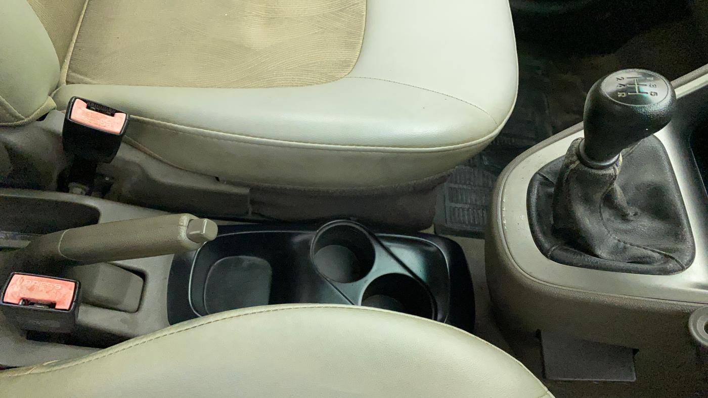 2011 Hyundai i10 MAGNA 1.2, Petrol, Manual, 82,088 km, Gear Lever
