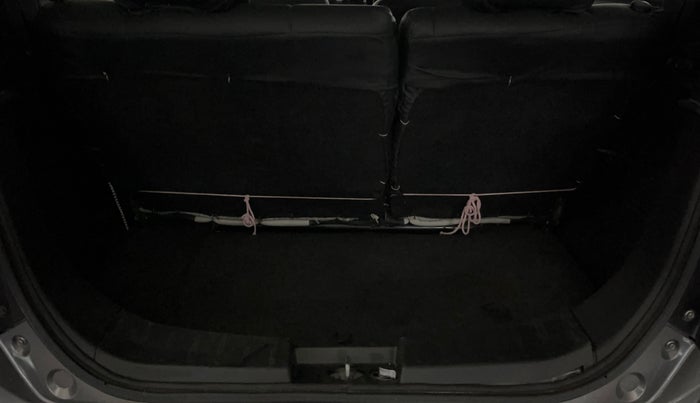 2014 Maruti Wagon R 1.0 VXI, Petrol, Manual, 75,577 km, Boot Inside