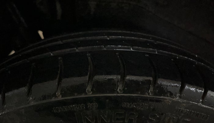 2014 Maruti Wagon R 1.0 VXI, Petrol, Manual, 75,577 km, Right Rear Tyre Tread