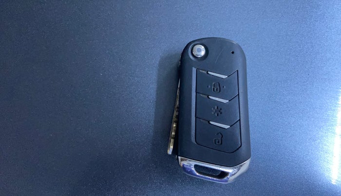 2021 Mahindra Thar LX D 4WD AT CONVERTIBLE, Diesel, Automatic, 63,814 km, Key Close Up