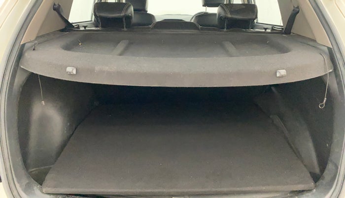 2017 Hyundai Creta SX PLUS 1.6 PETROL, Petrol, Manual, 1,15,309 km, Boot Inside