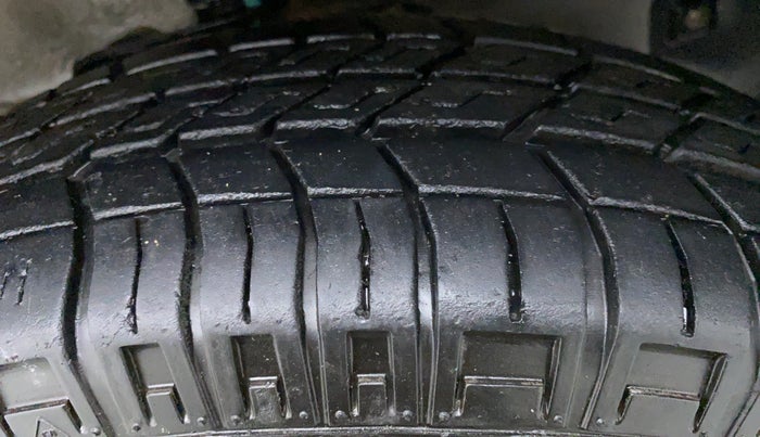 2020 Maruti Eeco 5 STR CNG WITH AC PLUSHTR, CNG, Manual, 13,723 km, Left Front Tyre Tread