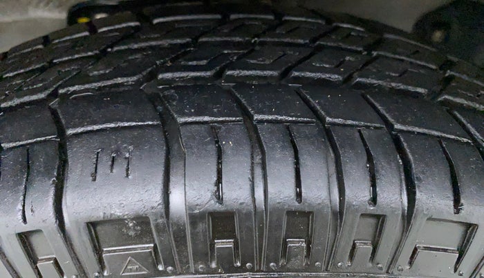 2020 Maruti Eeco 5 STR CNG WITH AC PLUSHTR, CNG, Manual, 13,723 km, Right Rear Tyre Tread