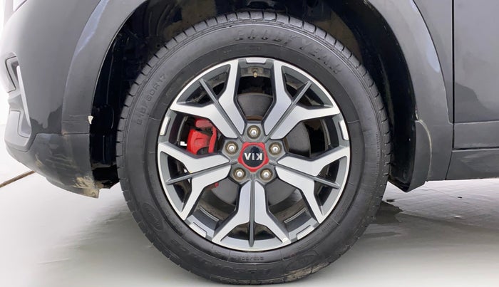 2021 KIA SELTOS GTX PLUS DCT 1.4 PETROL, Petrol, Automatic, 21,581 km, Left Front Wheel