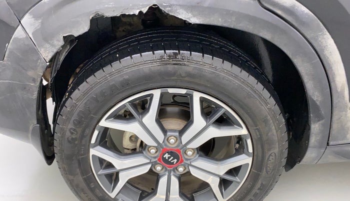 2021 KIA SELTOS GTX PLUS DCT 1.4 PETROL, Petrol, Automatic, 21,581 km, Right quarter panel - Lining has minor damage