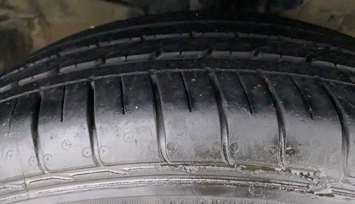 2021 KIA SELTOS GTX PLUS DCT 1.4 PETROL, Petrol, Automatic, 21,581 km, Right Front Tyre Tread