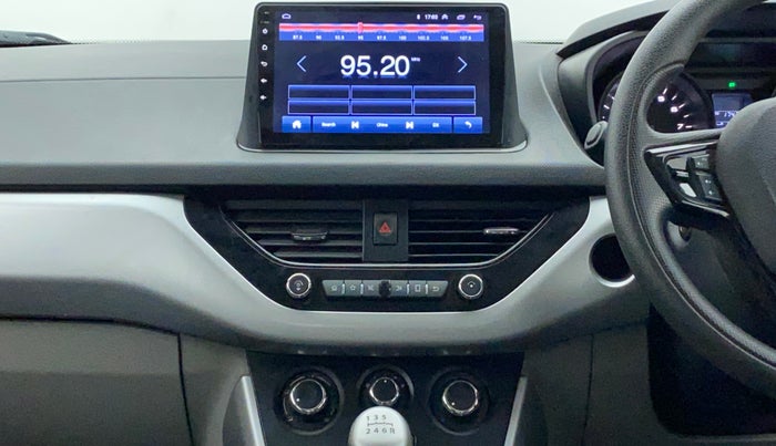 2018 Tata NEXON XM PETROL, Petrol, Manual, 17,476 km, Air Conditioner