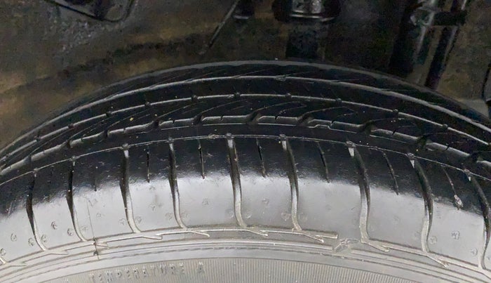 2018 Tata NEXON XM PETROL, Petrol, Manual, 17,476 km, Left Rear Tyre Tread