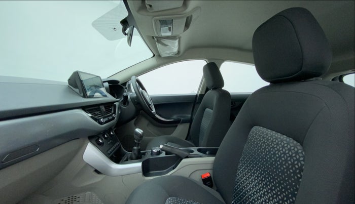 2018 Tata NEXON XM PETROL, Petrol, Manual, 17,476 km, Right Side Front Door Cabin