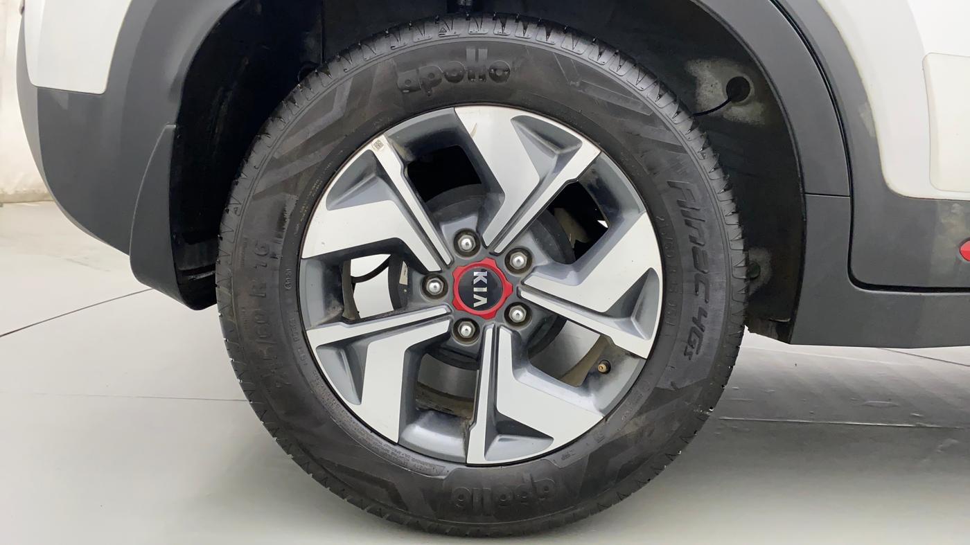 2020 KIA SONET GTX PLUS DCT 1.0, Petrol, Automatic, 12,056 km, Right Rear Wheel