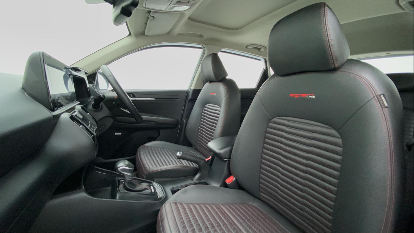 2020 KIA SONET GTX PLUS DCT 1.0, Petrol, Automatic, 12,056 km, Right Side Front Door Cabin