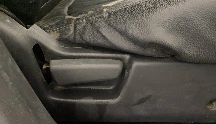 2015 Maruti Alto K10 VXI, Petrol, Manual, 27,754 km, Driver Side Adjustment Panel