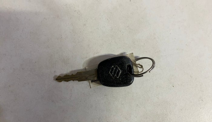 2015 Maruti Alto K10 VXI, Petrol, Manual, 27,754 km, Key Close Up