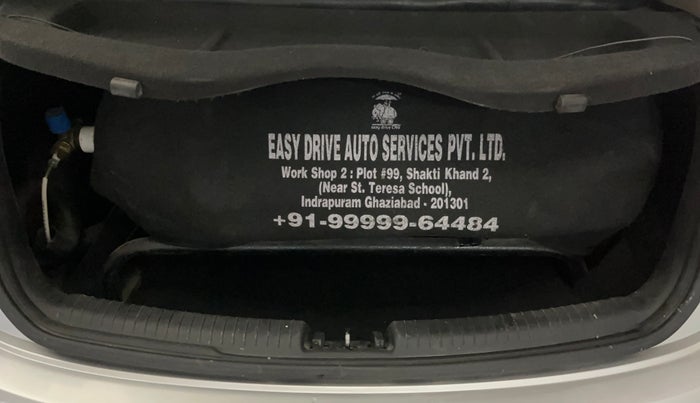 2015 Hyundai Grand i10 SPORTZ 1.2 KAPPA VTVT, CNG, Manual, 75,804 km, Boot Inside