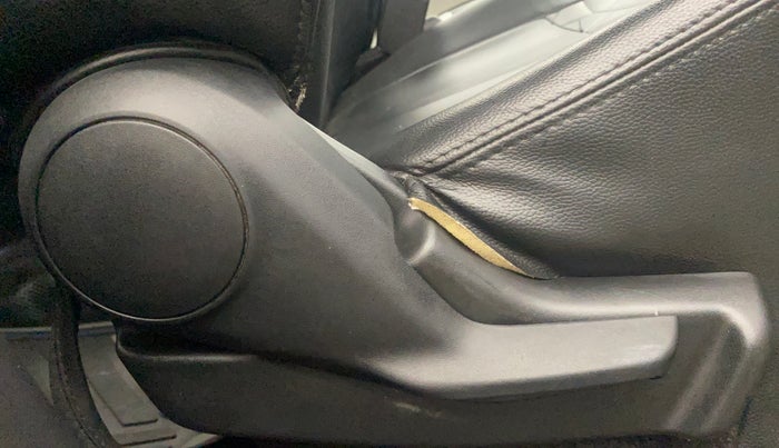 2020 Maruti IGNIS ZETA 1.2, Petrol, Manual, 59,801 km, Driver Side Adjustment Panel