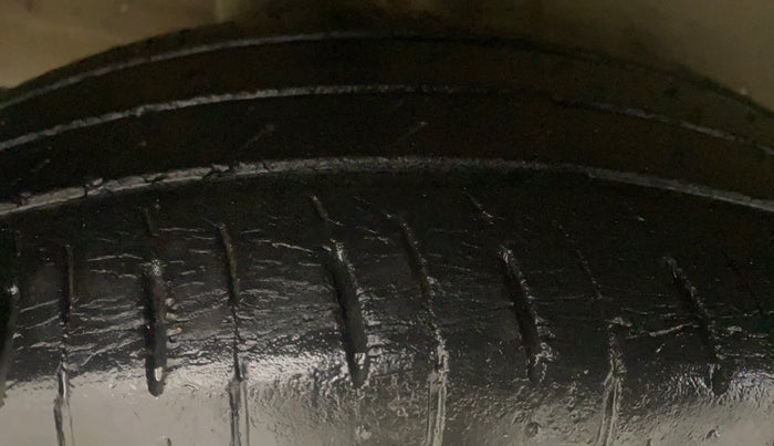 2020 Maruti IGNIS ZETA 1.2, Petrol, Manual, 59,801 km, Right Rear Tyre Tread