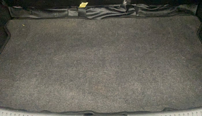 2020 Maruti IGNIS ZETA 1.2, Petrol, Manual, 59,801 km, Boot Inside