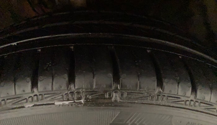 2016 Volkswagen Polo GT TSI AT, Petrol, Automatic, 79,627 km, Right Front Tyre Tread