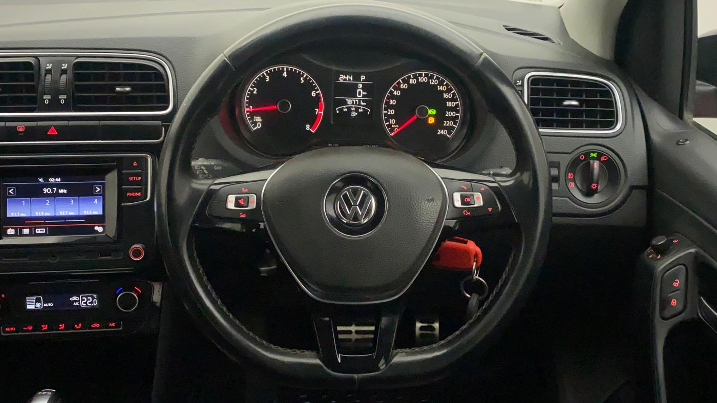 2016 Volkswagen Polo GT TSI AT, Petrol, Automatic, 79,627 km, Steering Wheel Close Up