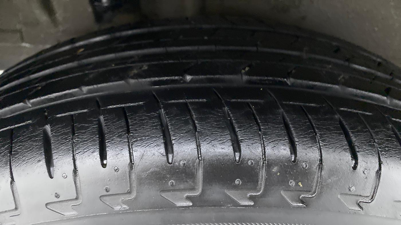 2018 Maruti IGNIS DELTA 1.2, Petrol, Manual, 32,952 km, Right Rear Tyre Tread
