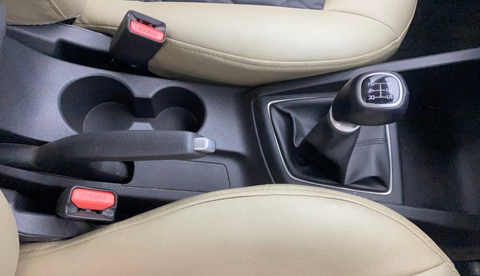 2015 Hyundai Elite i20 ASTA 1.2, Petrol, Manual, 49,365 km, Gear Lever