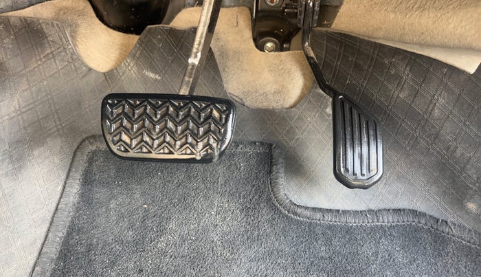 2019 Toyota YARIS J CVT, Petrol, Automatic, 45,451 km, Pedals