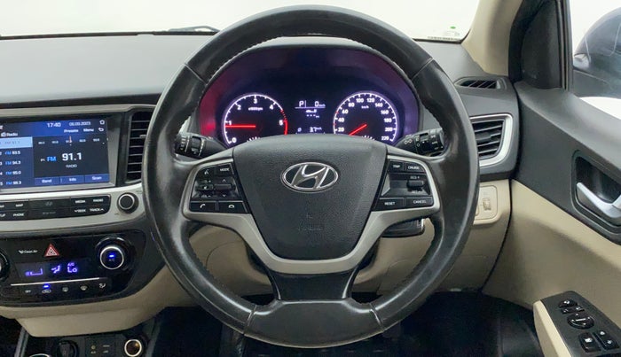 2018 Hyundai Verna 1.6 CRDI SX + AT, Diesel, Automatic, 98,660 km, Steering Wheel Close Up