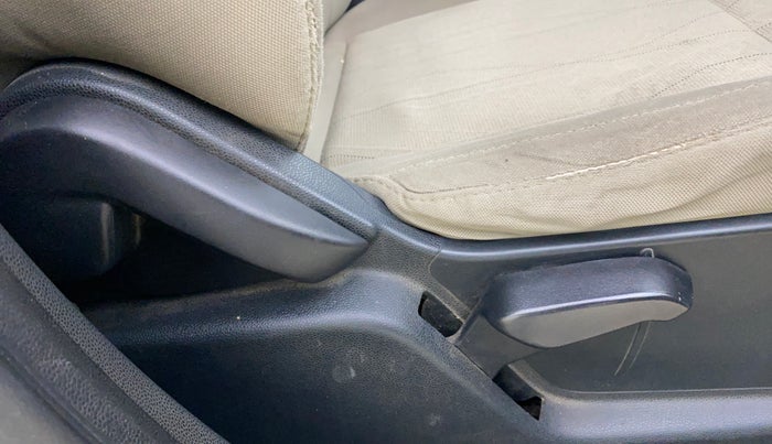 2020 Ford Ecosport TITANIUM 1.5L DIESEL, Diesel, Manual, 1,40,261 km, Driver Side Adjustment Panel