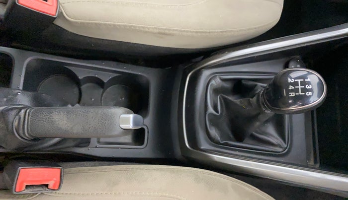 2020 Ford Ecosport TITANIUM 1.5L DIESEL, Diesel, Manual, 1,40,261 km, Gear Lever