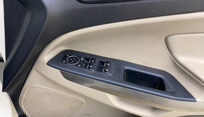 2020 Ford Ecosport TITANIUM 1.5L DIESEL, Diesel, Manual, 1,40,261 km, Driver Side Door Panels Control