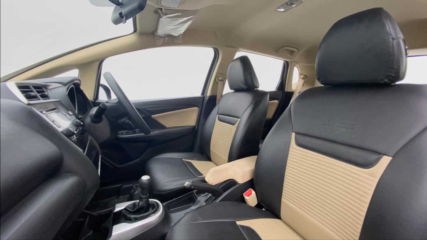 2019 Honda Jazz 1.2 V MT, Petrol, Manual, 16,519 km, Right Side Front Door Cabin