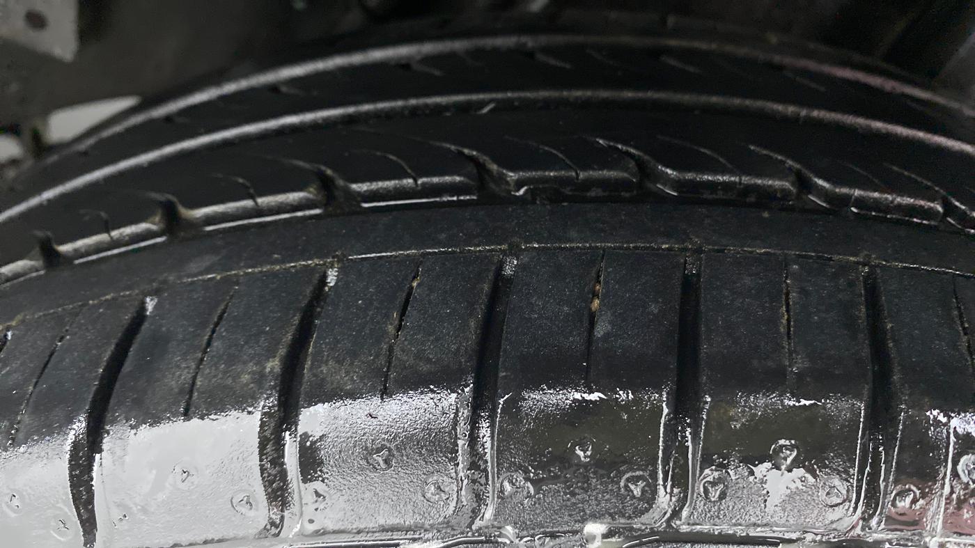 2019 Honda Jazz 1.2 V MT, Petrol, Manual, 16,519 km, Left Rear Tyre Tread