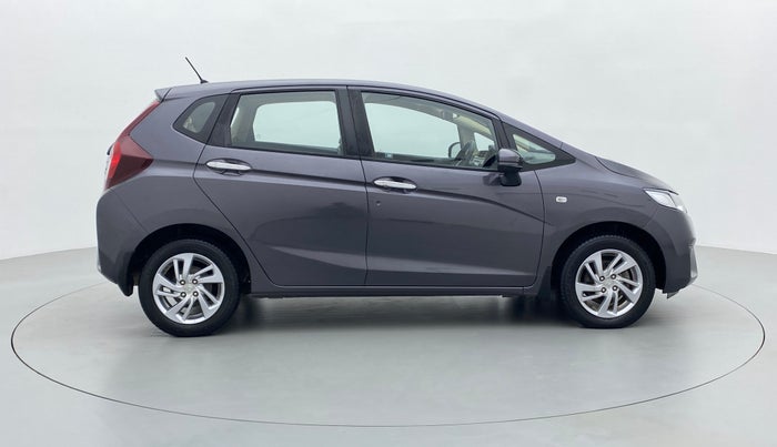 2019 Honda Jazz 1.2 V MT, Petrol, Manual, 16,519 km, Right Side