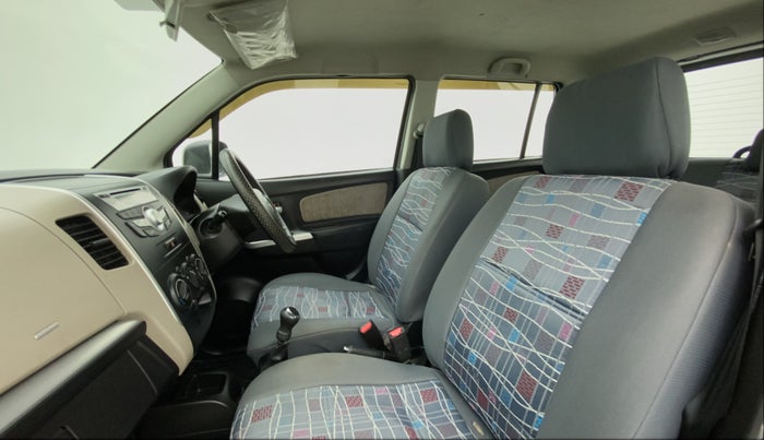 2015 Maruti Wagon R 1.0 VXI, Petrol, Manual, 30,137 km, Right Side Front Door Cabin