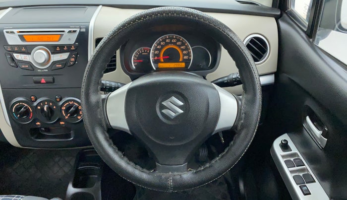 2015 Maruti Wagon R 1.0 VXI, Petrol, Manual, 30,137 km, Steering Wheel Close Up
