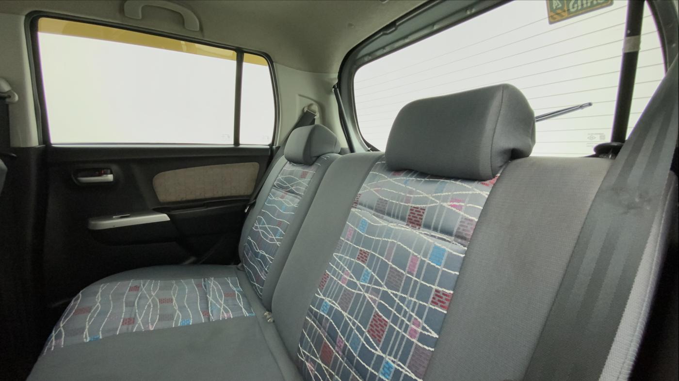 2015 Maruti Wagon R 1.0 VXI, CNG, Manual, 30,137 km, Right Side Rear Door Cabin