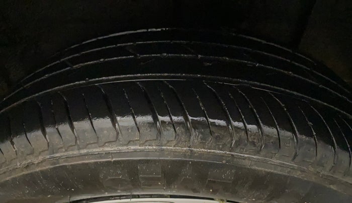 2022 Renault Kiger RXT MT, Petrol, Manual, 30,854 km, Left Rear Tyre Tread