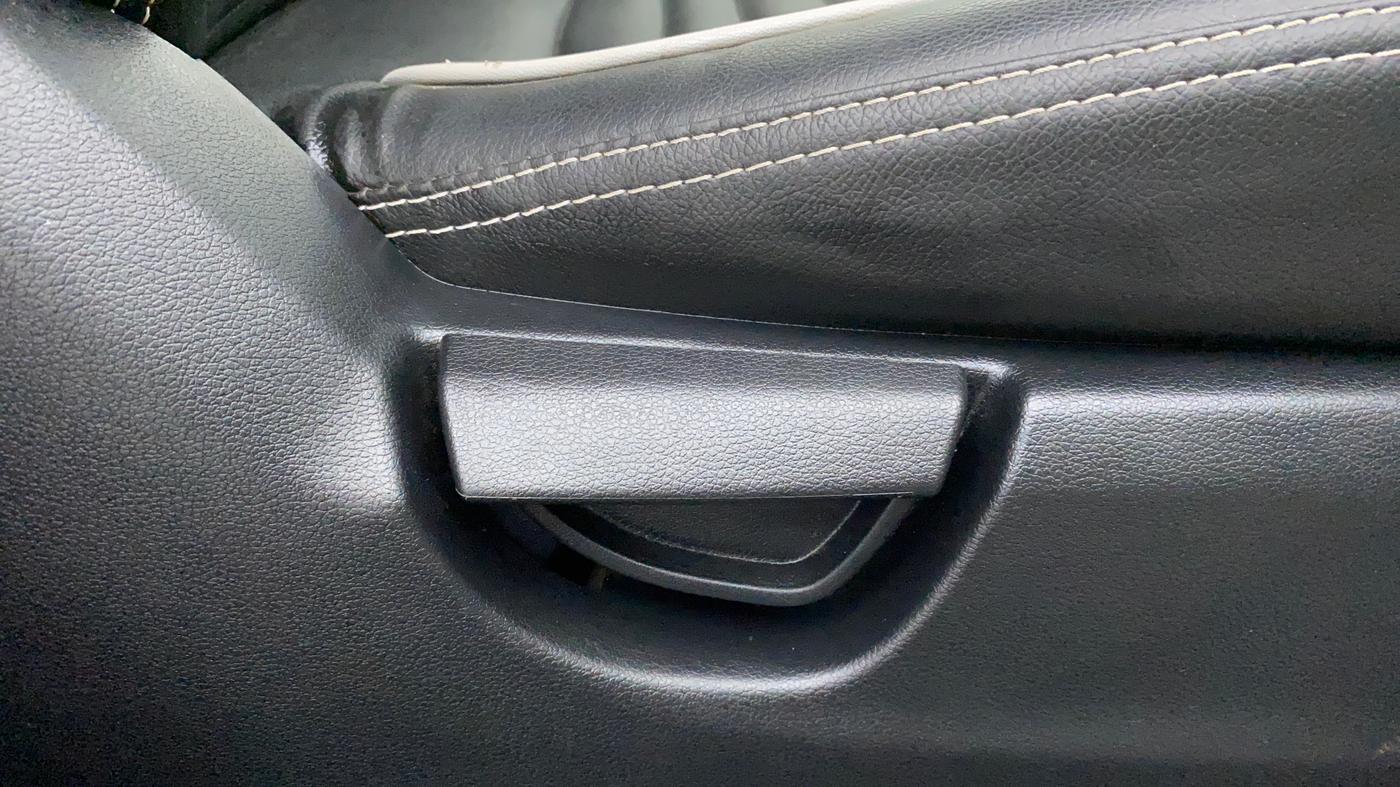 2019 Hyundai NEW SANTRO SPORTZ AMT, Petrol, Automatic, 44,460 km, Driver Side Adjustment Panel