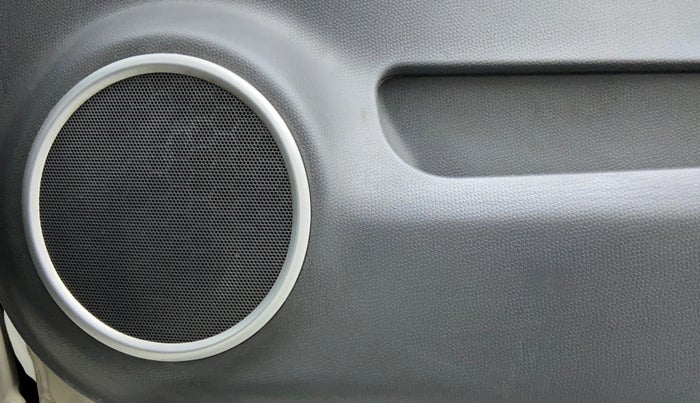 2010 Maruti Swift VXI, Petrol, Manual, 89,048 km, Speaker