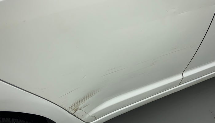 2010 Maruti Swift VXI, Petrol, Manual, 89,048 km, Right rear door - Slightly dented