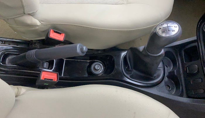 2014 Renault Duster 85 PS RXL DIESEL, Diesel, Manual, 96,698 km, Gear Lever